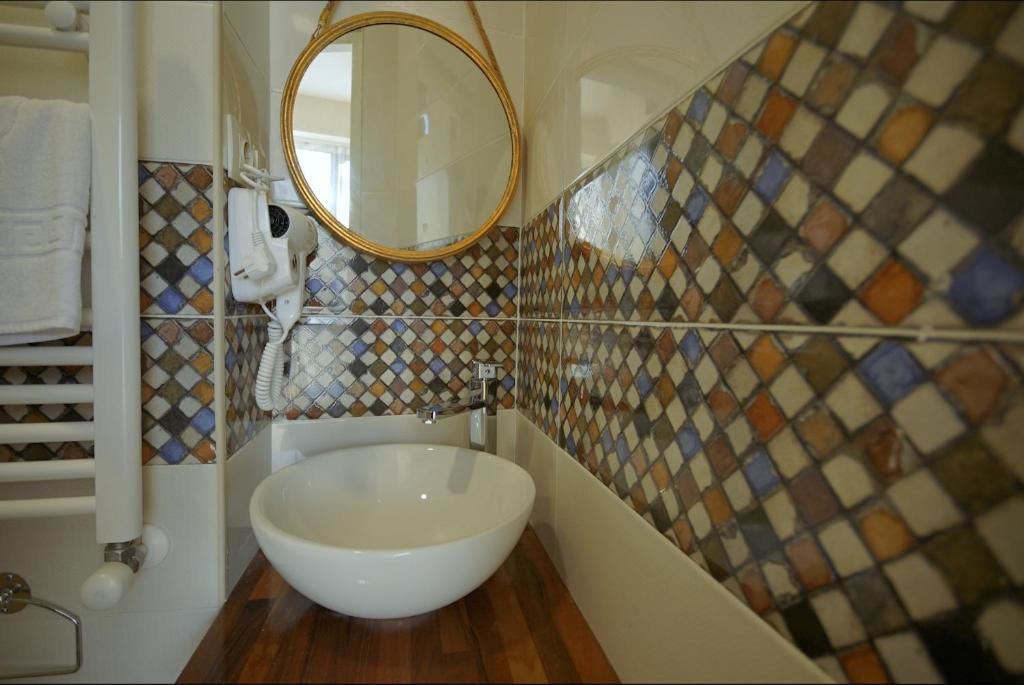 Отель Hotel Cordata Тбилиси