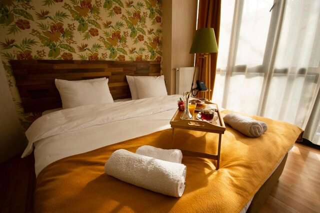 Отель Hotel Cordata Тбилиси-11